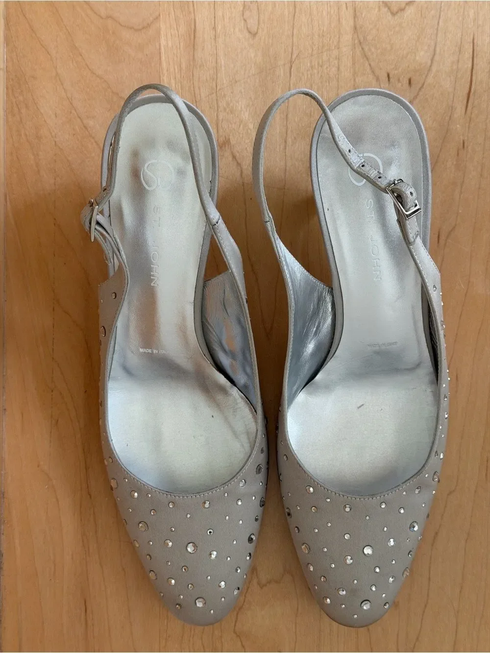 St. John Silver Crystal Embellished Satin Slingback Kitten Heels Size 7.5